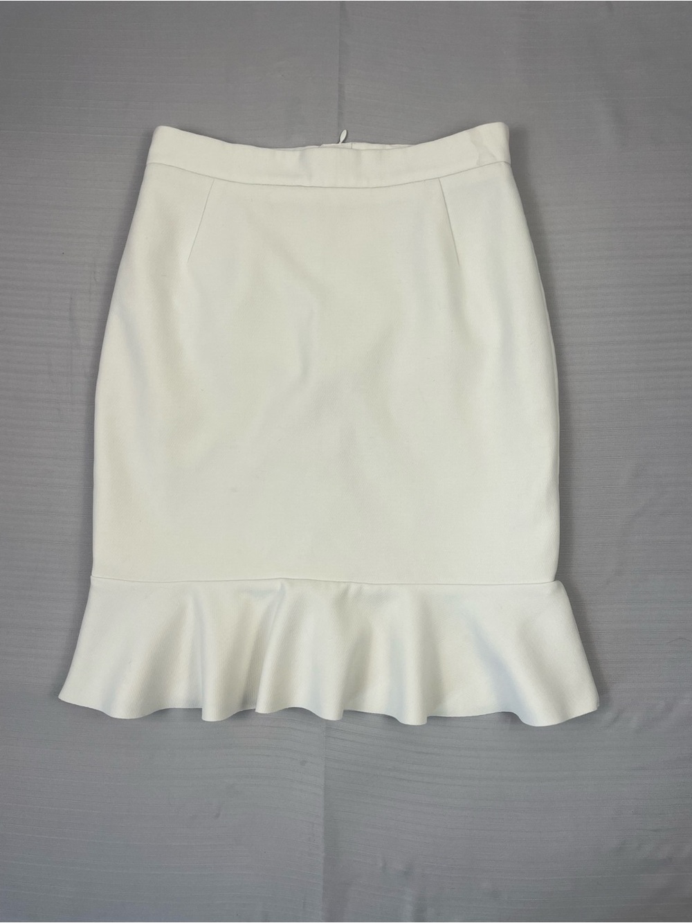 Buy 3/30% off! H&M High-Waisted Fishtail Mermaid Ruffle Flounce Skirt - Size 10